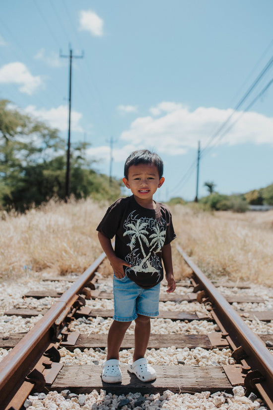 HEAVY PALMS Keiki Tee